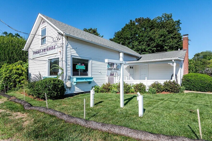 More Photos Of 7440-7456 Post Rd, North Kingstown Storefront Retail Office For Sale
