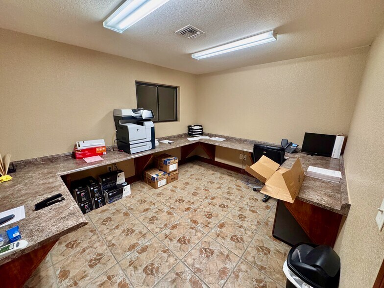 More Photos Of 224 Zander Ln, Pleasanton Warehouse For Sale