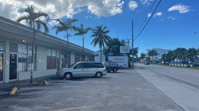 More Photos Of 3658-3674 Davie Blvd, Fort Lauderdale General Retail For Sale