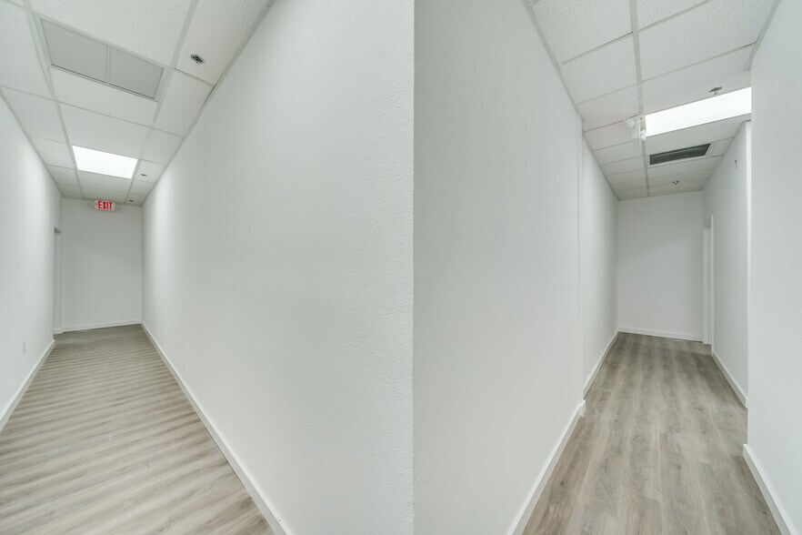 More Photos Of 7500 NW 25th St, Miami Warehouse For Lease