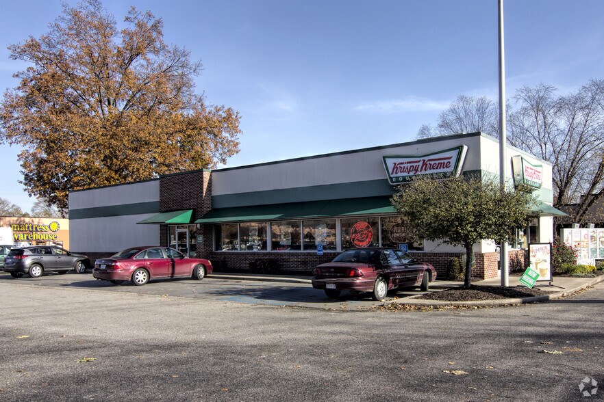 More Photos Of 42 River Walk Mall, Charleston Fast Food For Sale