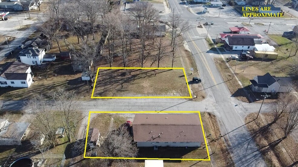 More Photos Of 502 W Franklin St, Sesser Office For Sale