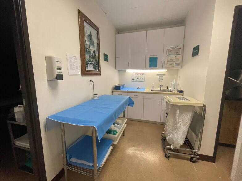 More Photos Of 8342 Garden Grove Blvd, Garden Grove Coworking Space