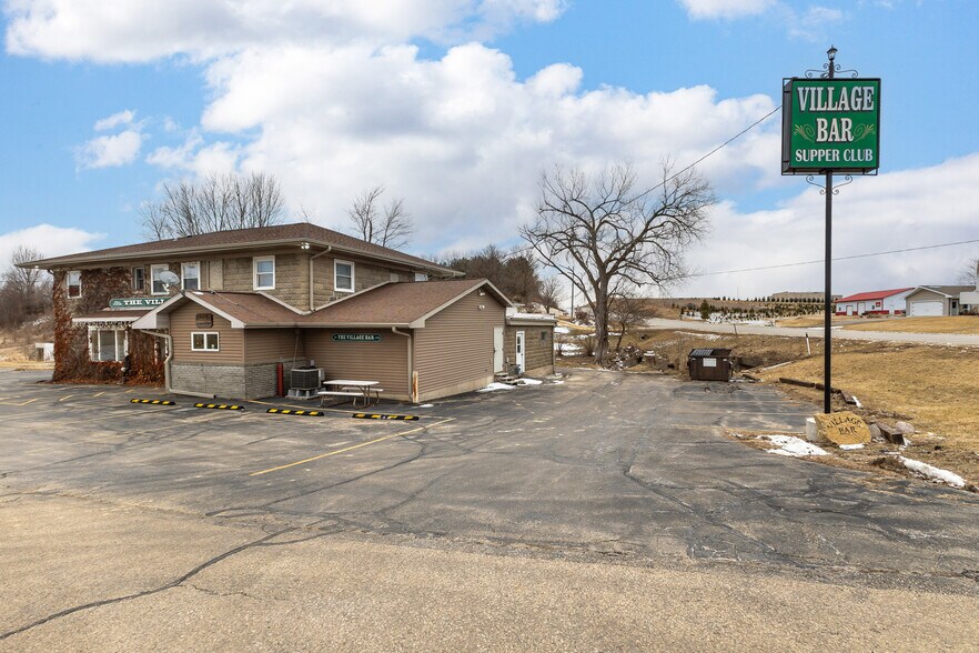 More Photos Of 3410 County Road HHH, Cuba City Bar For Sale