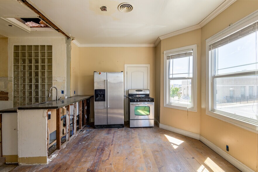 More Photos Of 906 Marin St, Vallejo Storefront Retail Residential For Sale