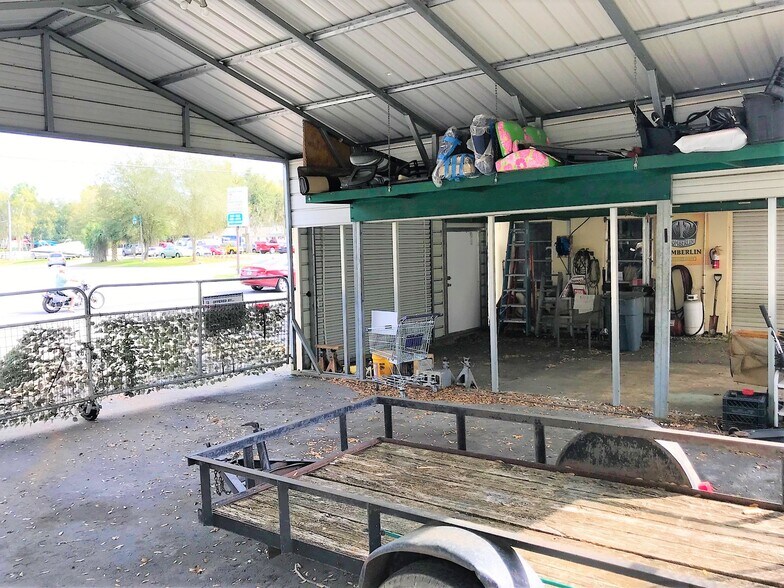 More Photos Of 100 N Dixie Ave, Fruitland Park Storefront Retail Office For Sale