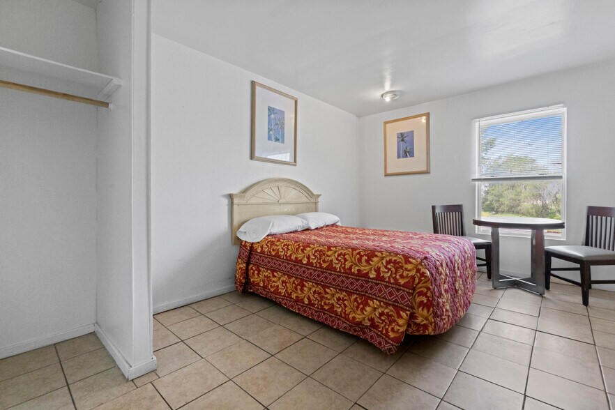 More Photos Of 6200 Melton Rd, Gary Hotel For Sale