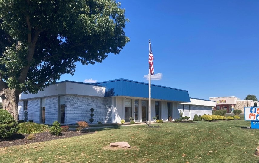 Primary Photo Of 915 S Trooper Rd, Norristown Flex For Lease