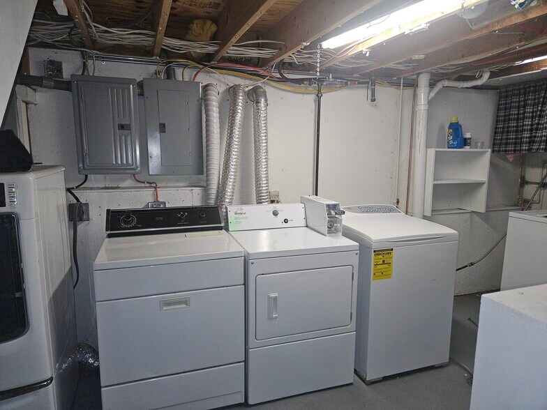 More Photos Of 2212 Okoboji Ave, Milford Multifamily For Sale