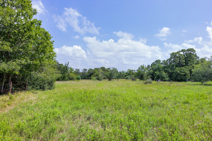 More Photos Of 11480 N Dowling Rd, College Station Land For Sale
