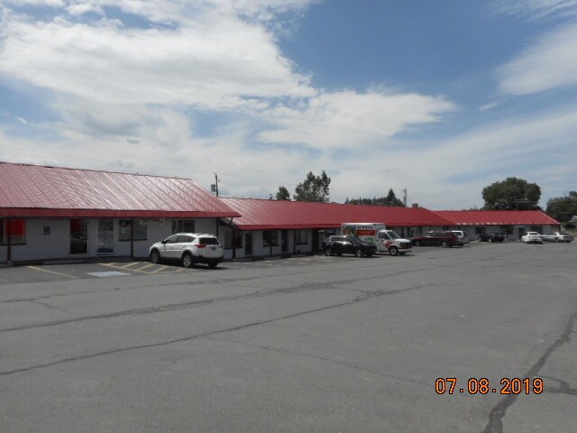 More Photos Of 528 County Rd, Evanston General Retail For Sale