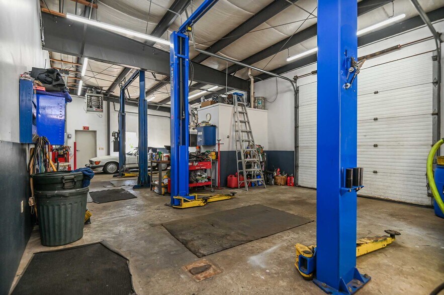 More Photos Of 1100 US ROUTE 1, York Auto Dealership For Sale