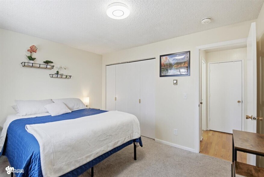 More Photos Of 12521 Tanada Loop, Anchorage Multifamily For Sale
