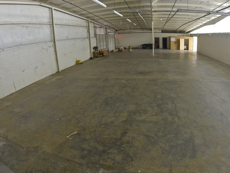More Photos Of 485 Bishop St, Fort Deposit Manufacturing For Sale