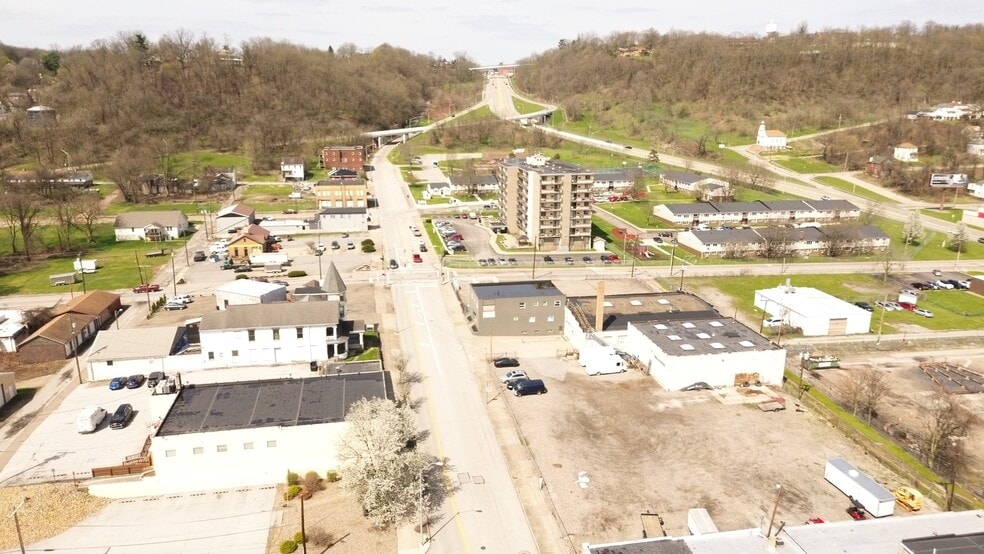 More Photos Of 630 Market St, Steubenville Office For Sale