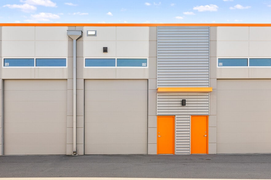 More Photos Of 1111 N 34th St, Tampa Self Storage For Sale