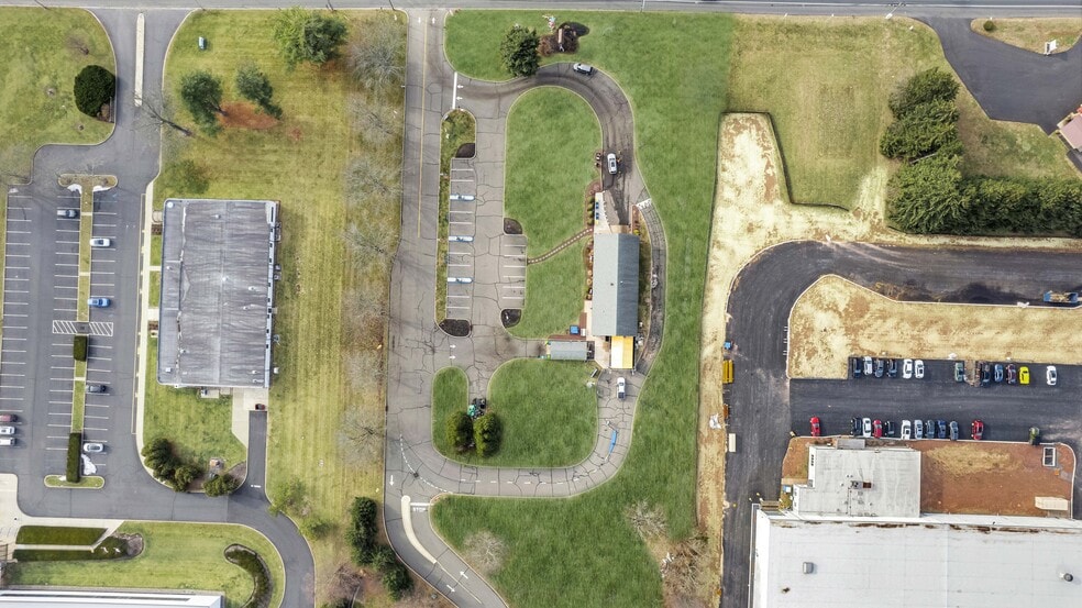 More Photos Of 81 Route 31 N, Pennington Freestanding For Sale