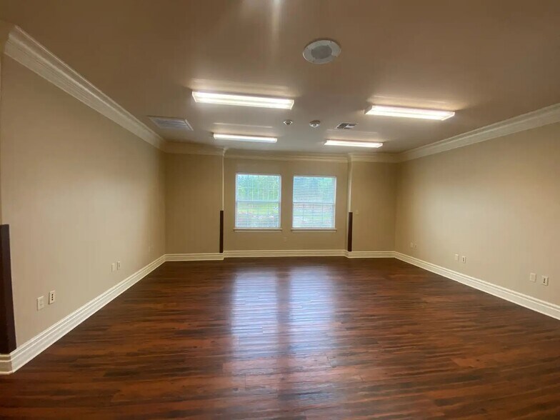 More Photos Of 104 Mbl Bank Dr, Minden Assisted Living For Sale