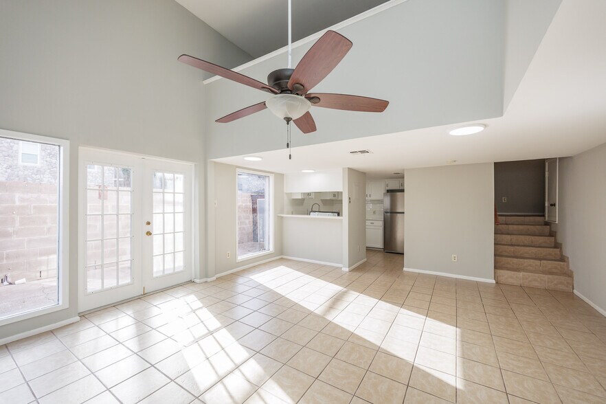 More Photos Of 801 S Carancahua St, Corpus Christi Apartments For Sale