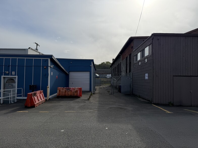 More Photos Of 2720 6th Pl S, Seattle Industrial For Lease