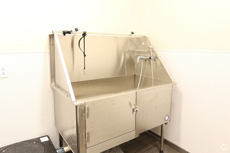 Photo of Grnd Floor Ste 101 - West Bulding