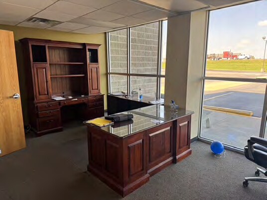 More Photos Of 1450 W Arrow St, Marshall Auto Dealership For Sale