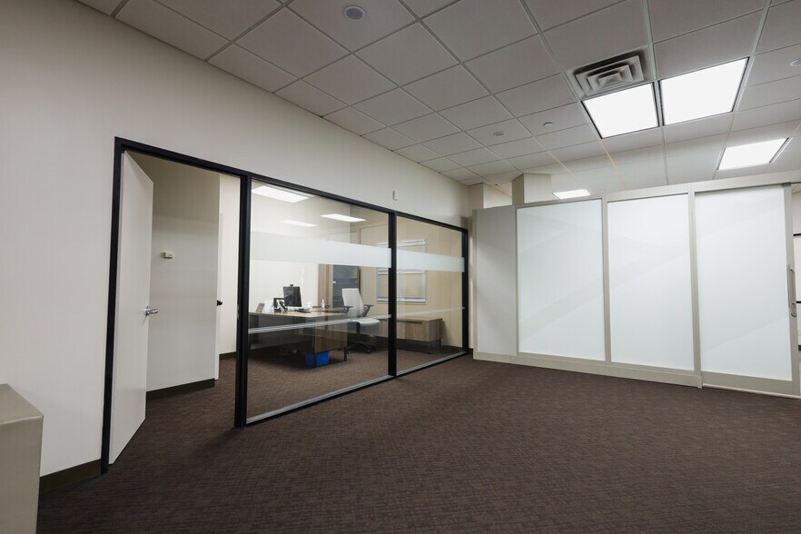 More Photos Of 4000 Garth Rd, Baytown Medical For Sale