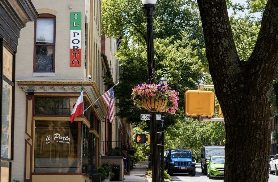 More Photos Of 106 S Market, Frederick Storefront Retail Residential For Lease