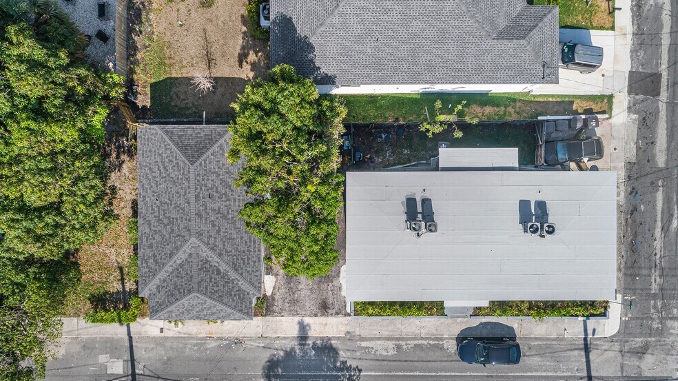 More Photos Of 1913 Division Ave, West Palm Beach Apartments For Sale