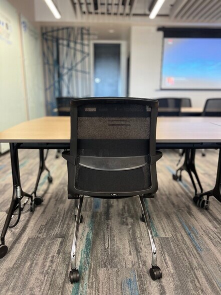 More Photos Of 13315 E 112th St N, Owasso Coworking Space