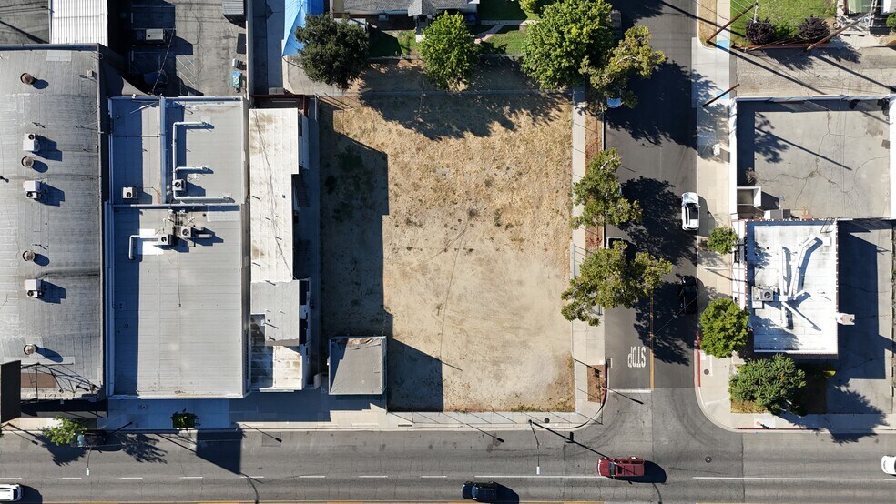 More Photos Of 4201-4207 W Magnolia Blvd, Burbank Land For Sale
