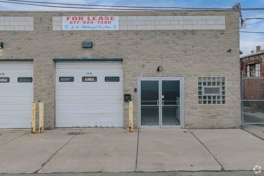 More Photos Of 19 Calvin Rd, Watertown Manufacturing For Lease