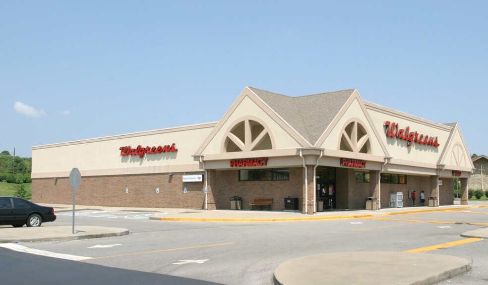 More Photos Of 5429 Nolensville Pike, Nashville Drugstore For Lease