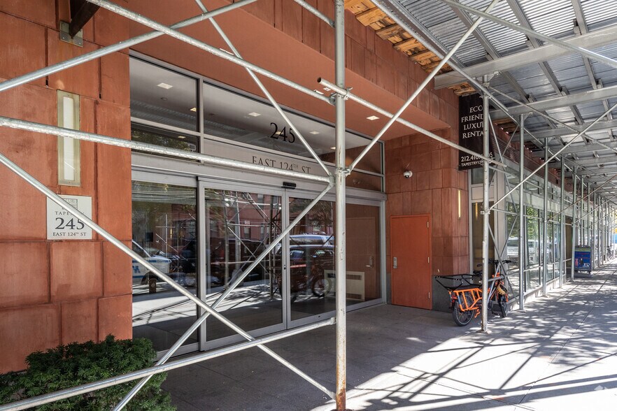 More Photos Of 245 E 124th St, New York Apartments For Lease