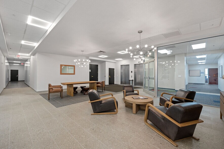 More Photos Of 119 Fairfield Ave, Bellevue Office For Lease