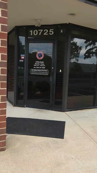 Primary Photo Of 10725 John Price Rd, Charlotte Warehouse For Lease