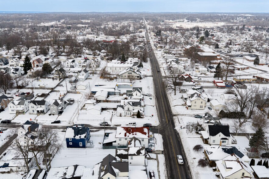 More Photos Of 229 N Belmont Ave, Springfield Storefront Retail Residential For Sale