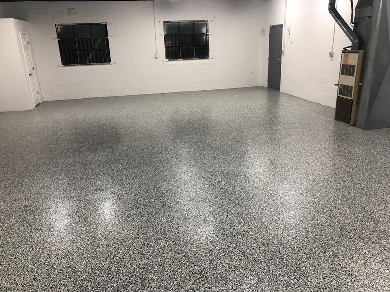 More Photos Of 1015 W Graham Rd, Richmond Office For Lease