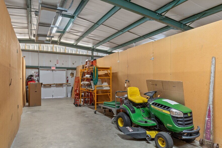 More Photos Of 6331 S Tex Pt, Homosassa Warehouse For Sale