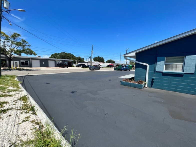 More Photos Of 4810 110th Ave, Pinellas Park Warehouse For Sale