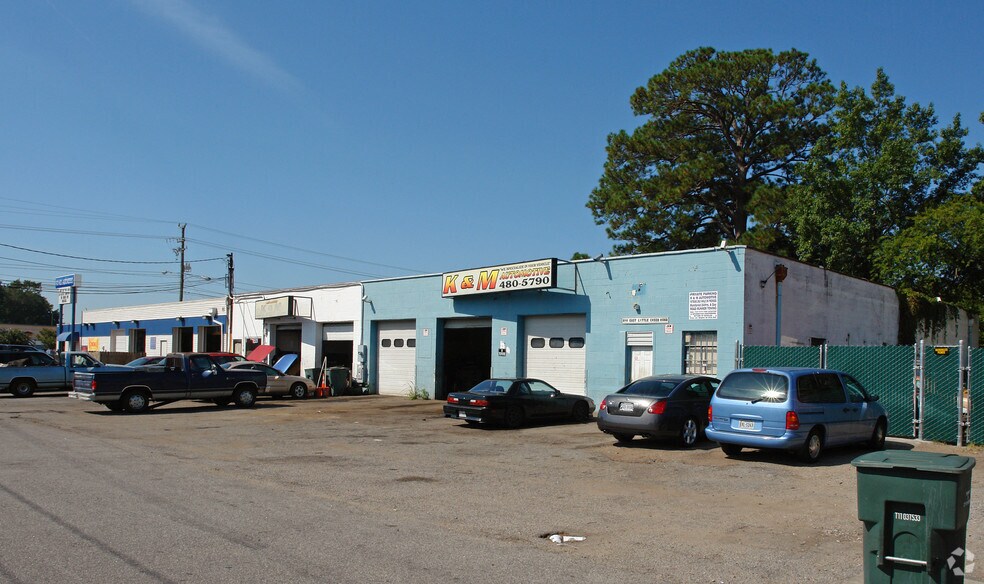 More Photos Of 894 E Little Creek Rd, Norfolk Auto Repair For Lease