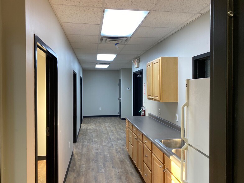 More Photos Of 2261 Denley Rd, Houma Warehouse For Sale