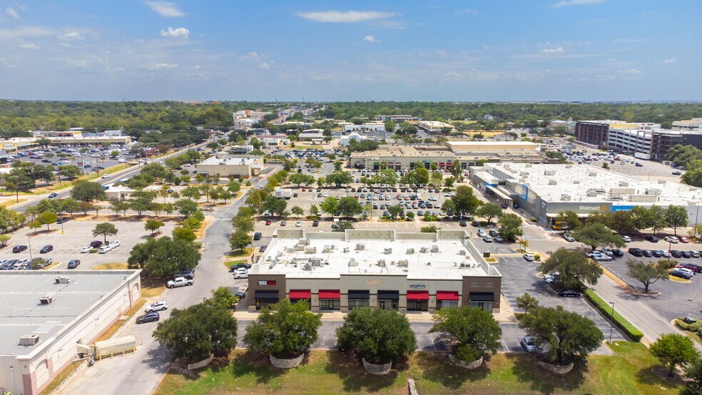 More Photos Of 2525 Anderson Ln W, Austin Unknown For Lease