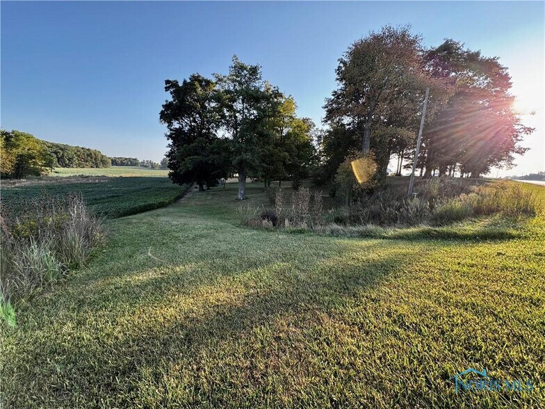 More Photos Of 8705 US Highway 6, Edgerton Specialty For Sale