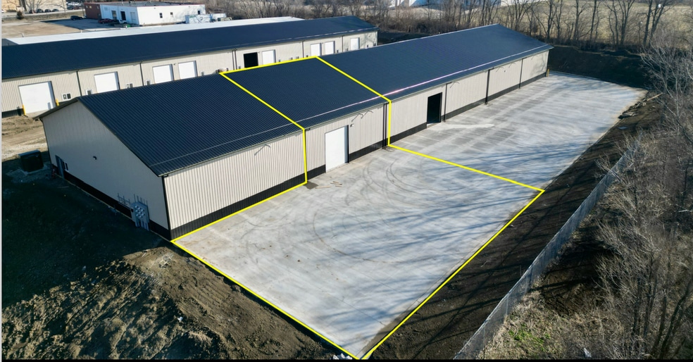 Primary Photo Of 1605 51st Ave, Des Moines Industrial For Lease