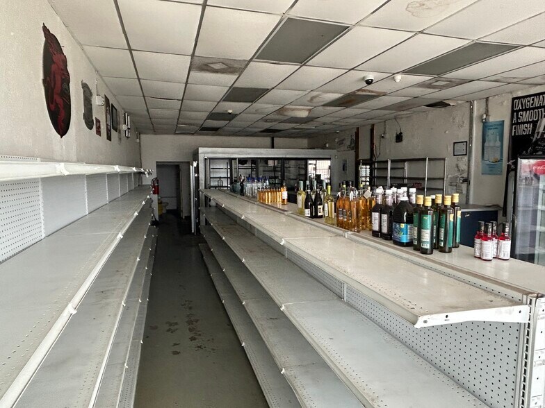 More Photos Of 4410 Leopard St, Corpus Christi Convenience Store For Sale