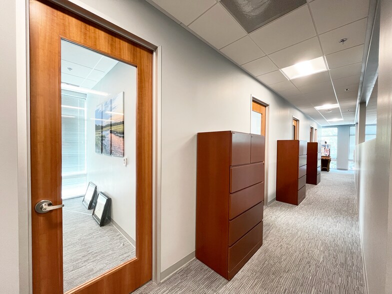 More Photos Of 235 Magrath Darby Blvd, Mount Pleasant Office For Lease