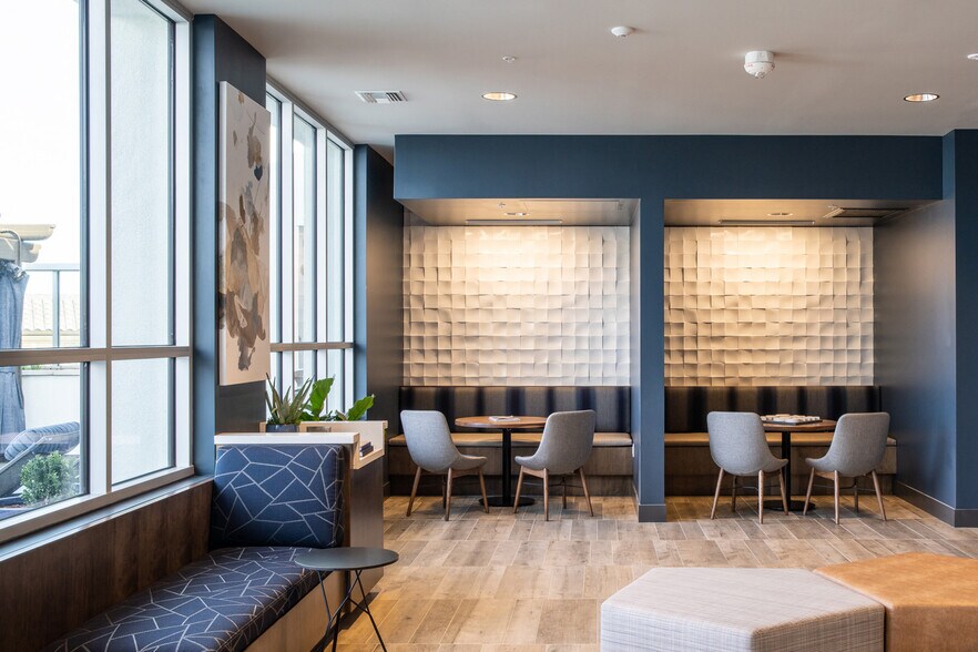 More Photos Of 3675 T St, Sacramento Apartments For Lease