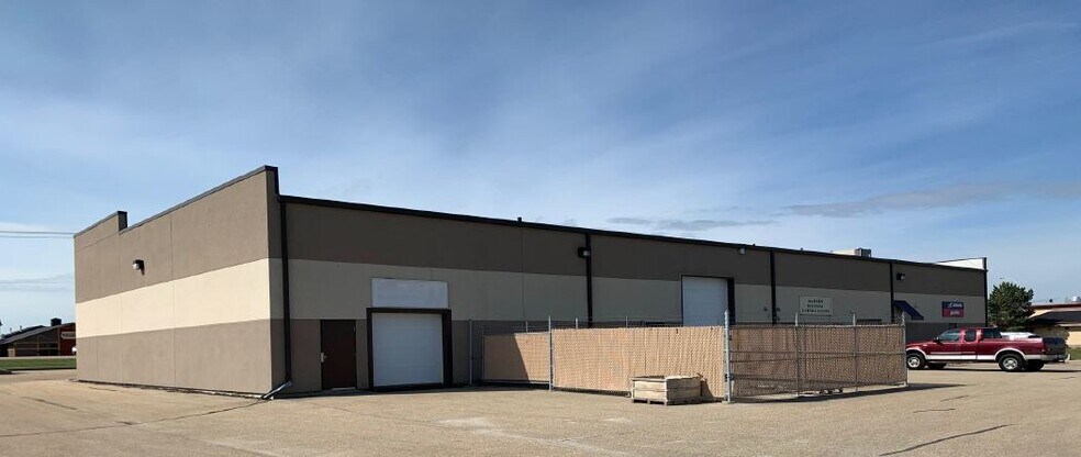 More Photos Of 82 Boulder Blvd, Stony Plain Storefront Retail Office For Sale