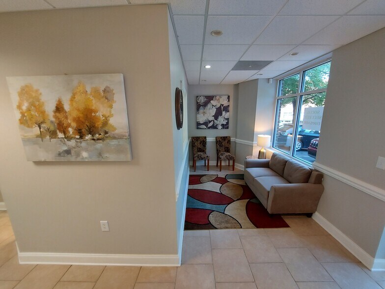 More Photos Of 1890 S Main St, Wake Forest Office For Lease